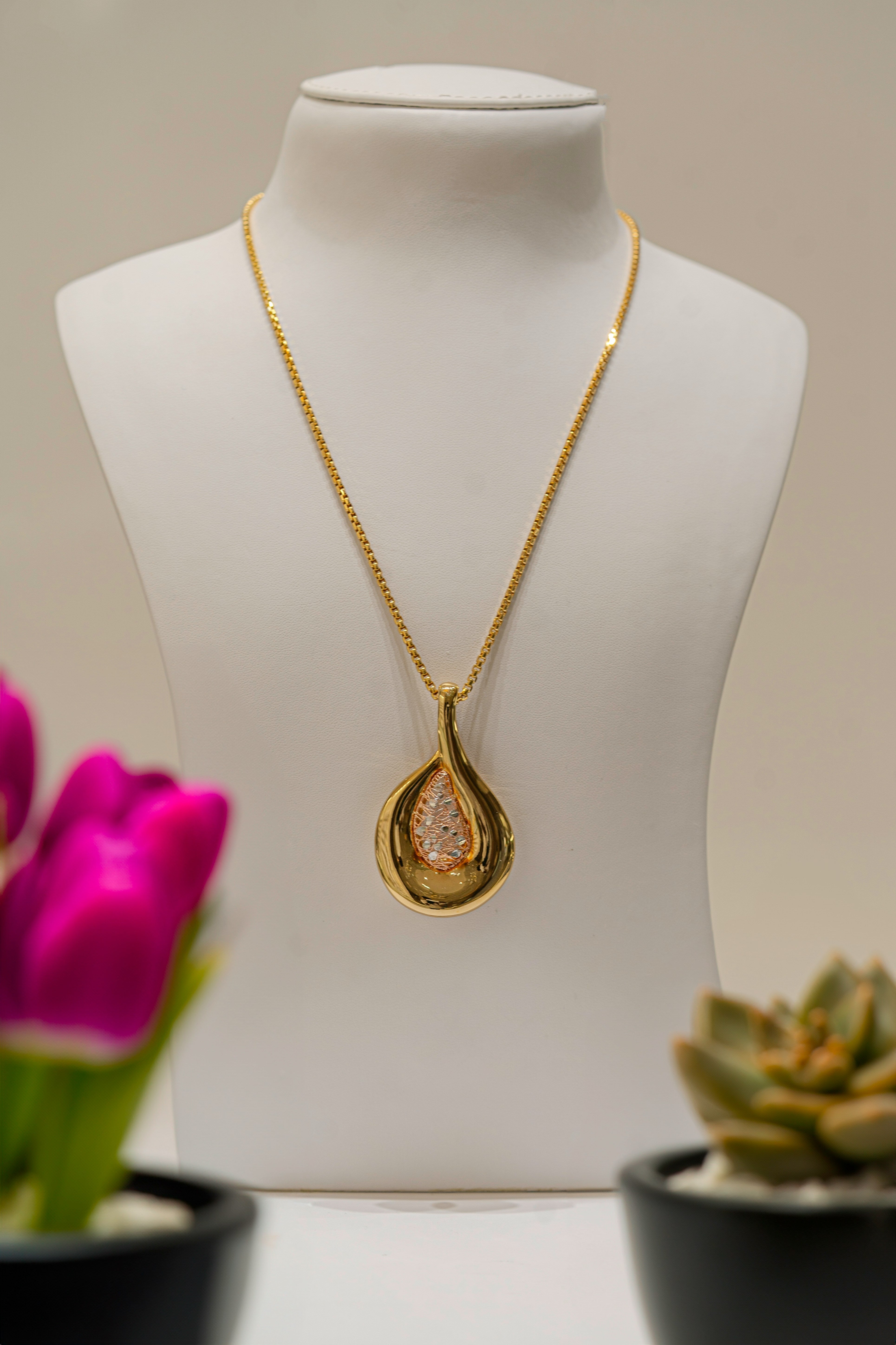 neclace